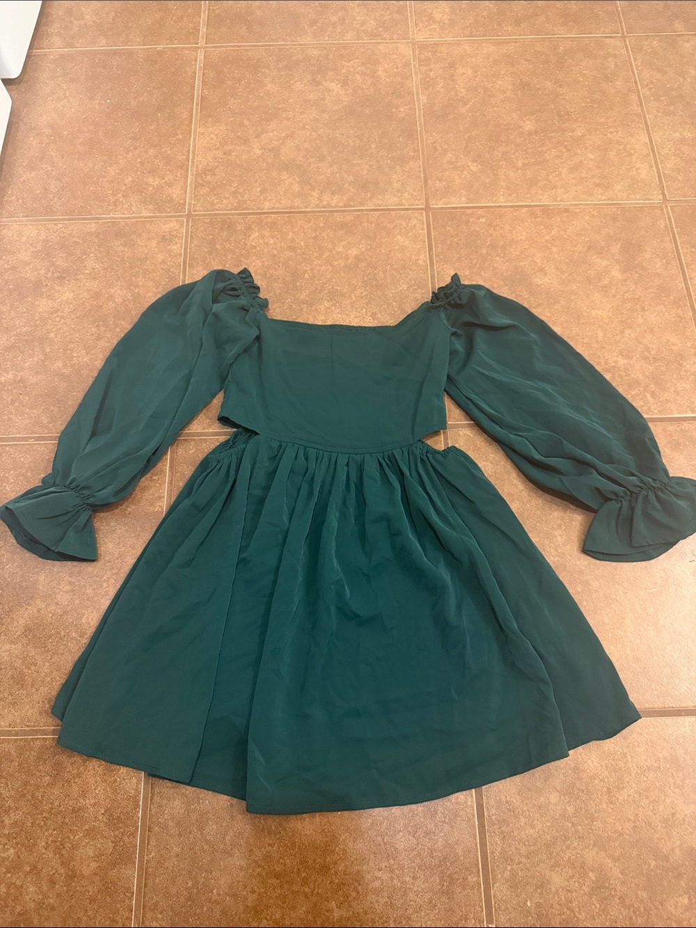 SHEIN Emerald Green Puff-Sleeve Square Neck Dress